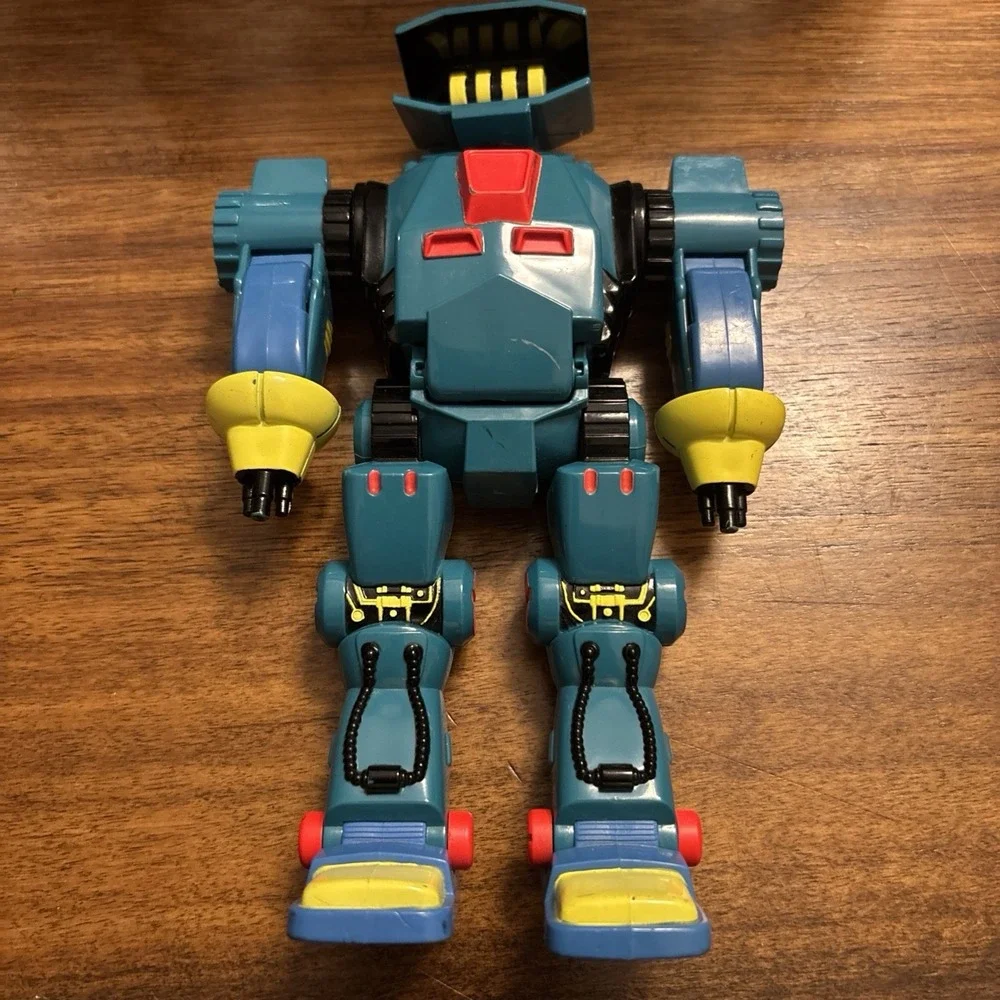 Vintage 1992 Z-Bots Tranzor - Micro Machines by Galoob 7.5